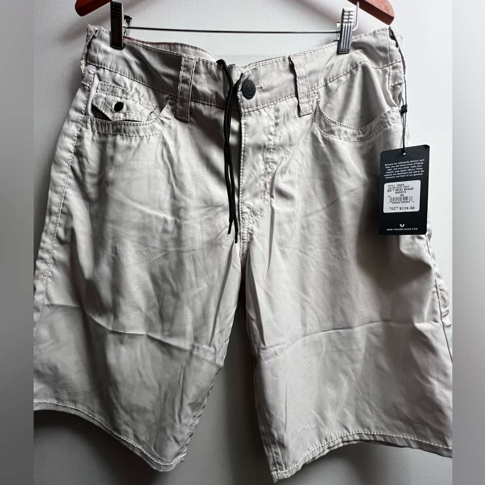 True Religion Ricky Ivory Mid Rise 33 NWT